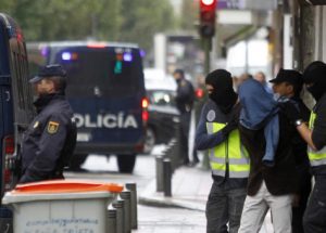 dos detenidos en cataluna y canarias acusados de pertenecer al estado islamico 474x340