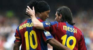 fcbarcelone messi ronaldinho 750x410