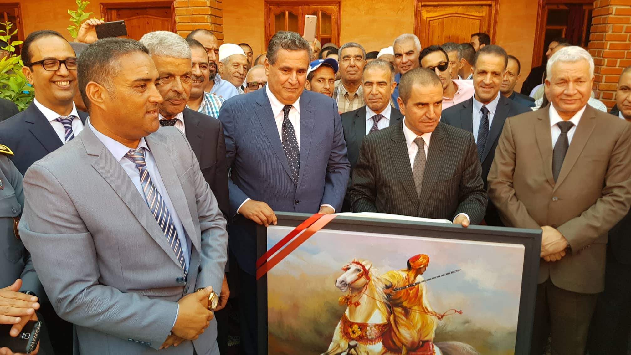 وزير الفلاحة والصيد البحري يقوم بزيارة تفقدية لمهرجان ربيع تملالت و يشجع الفلاحين الصغار تنفيذا للخطاب الملكي بالبرلمان 1 received 2209423406013713