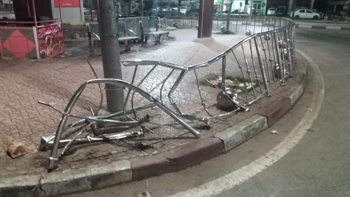 عمليات تخريب بتيفلت تهدد مظاهر الزينة بالمدينة 1 FB IMG 1543446748373