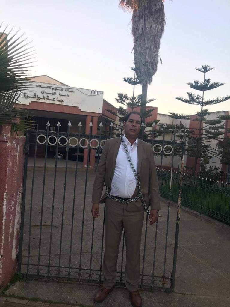 اعتصام مفتوح لمستشار بجماعة لبراشوة دائرة الرماني للتنديد بهدر المال العام 1 IMG 20190213 WA0090