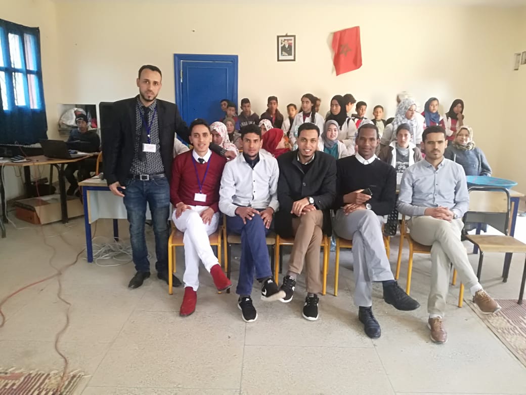 الإعدادية الثانوية عمر بن جلون مركز بئركوات إقليم الصويرة تأشر بتأشرة من ذهب على إختتام فعاليات الأيام الثقافية الثراثية. 1 IMG 20190223 WA0063