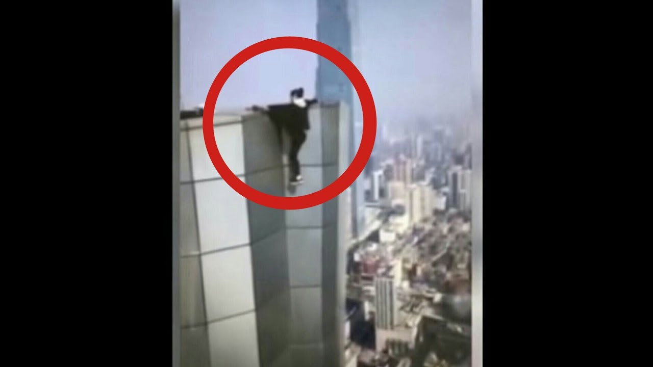 حقيقة سقوط رجل من نافذة فندق اللوفر بالدار البيضاء 1 maxresdefault 1 1