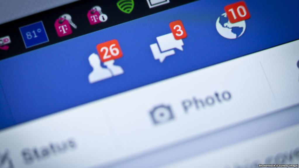 56F21359 B1D1 4466 B92B