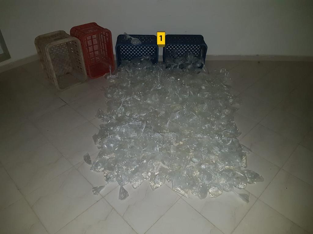 توقيف ثلاثة مجرمين ببوجدور لحيازة الشيرا ومسكر الحياة. 1 IMG 20190611 WA0011