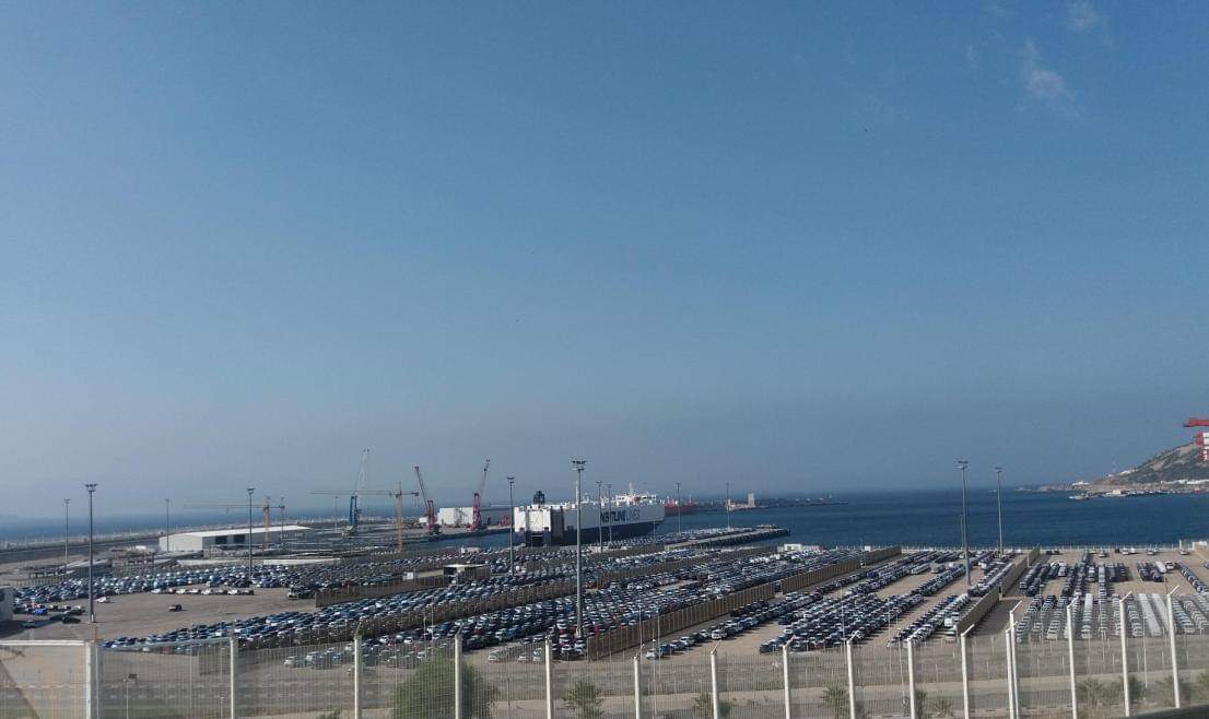 احباط محاولة تهريب ازيد من 27 طن من مخدر الشيرا بميناء طنجة المتوسط 1 IMG 20190708 WA0046