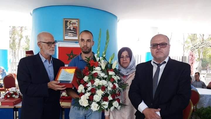 تتويج التلاميذ المتفوقين دراسيا في حفل التميز بالثانوية الإعدادية اجزناية 1 IMG 20190711 WA0020