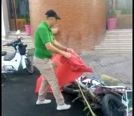 إهانة للعلم الوطني ..تطورات في ملف تصوير عاملات وهن عاريات بحمام بمراكش … 1 IMG 20190716 WA0039