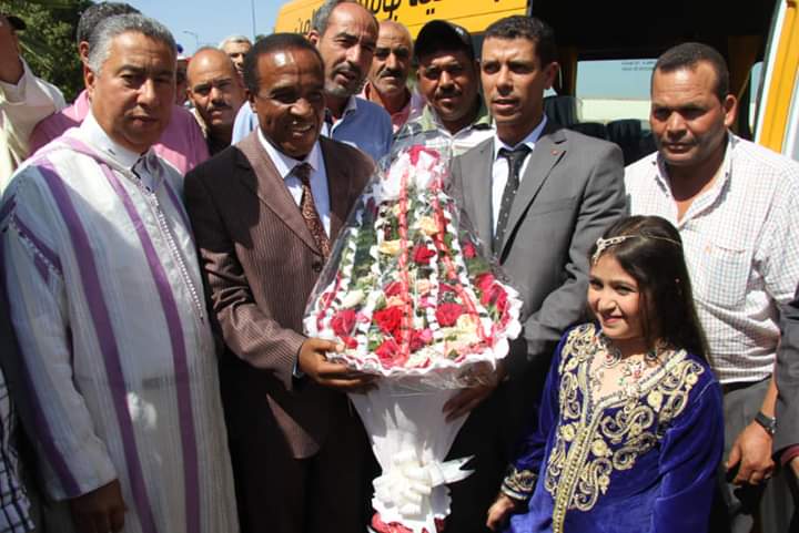 مجهودات رئيس: سيارة لنقل التلاميذ ومشاريع تنموية في الطريق بجماعة خميس سيدي يحيى 1 FB IMG 1567875737074