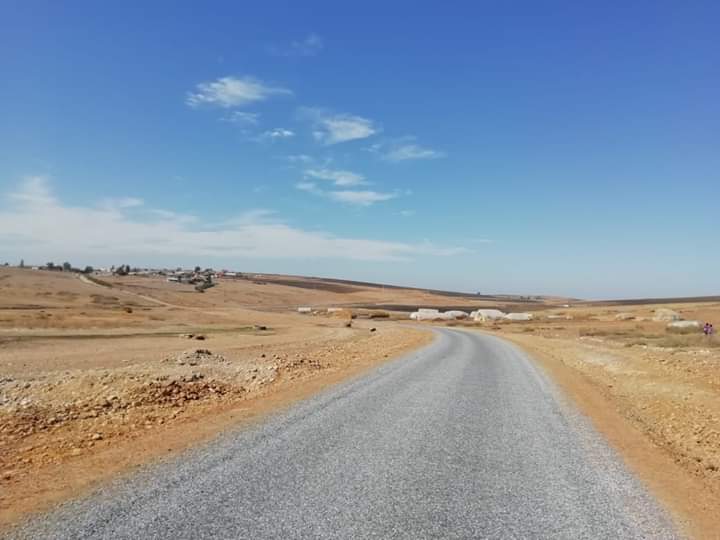 الانتهاء من أشغال مشروع طرقي ( بطول 8.2 كلم) بجماعة توغيلت التابعة لإقليم سيدي قاسم والموجودة بين نهري سبو وورغة. 1 FB IMG 1571335405833