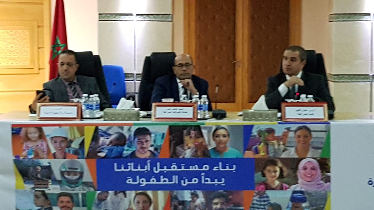 السماحي في إطار الحملة الوطنية لتنمية الطفولة المبكرة يعقد لقاء تواصلي مع مختلف الفاعلين بالإقليم للتحسيس بأهمية الموضوع. 1 IMG 20191031 WA0072