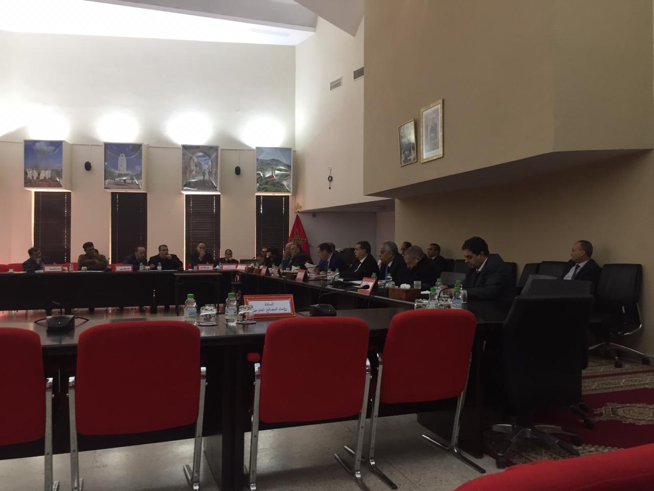 المجلس الإقليمي لتازة يصادق على مجموعة من الاتفاقيات وعلى ميزانيته الإقليمية برسم سنة 2020 1 IMG 20191114 WA0034