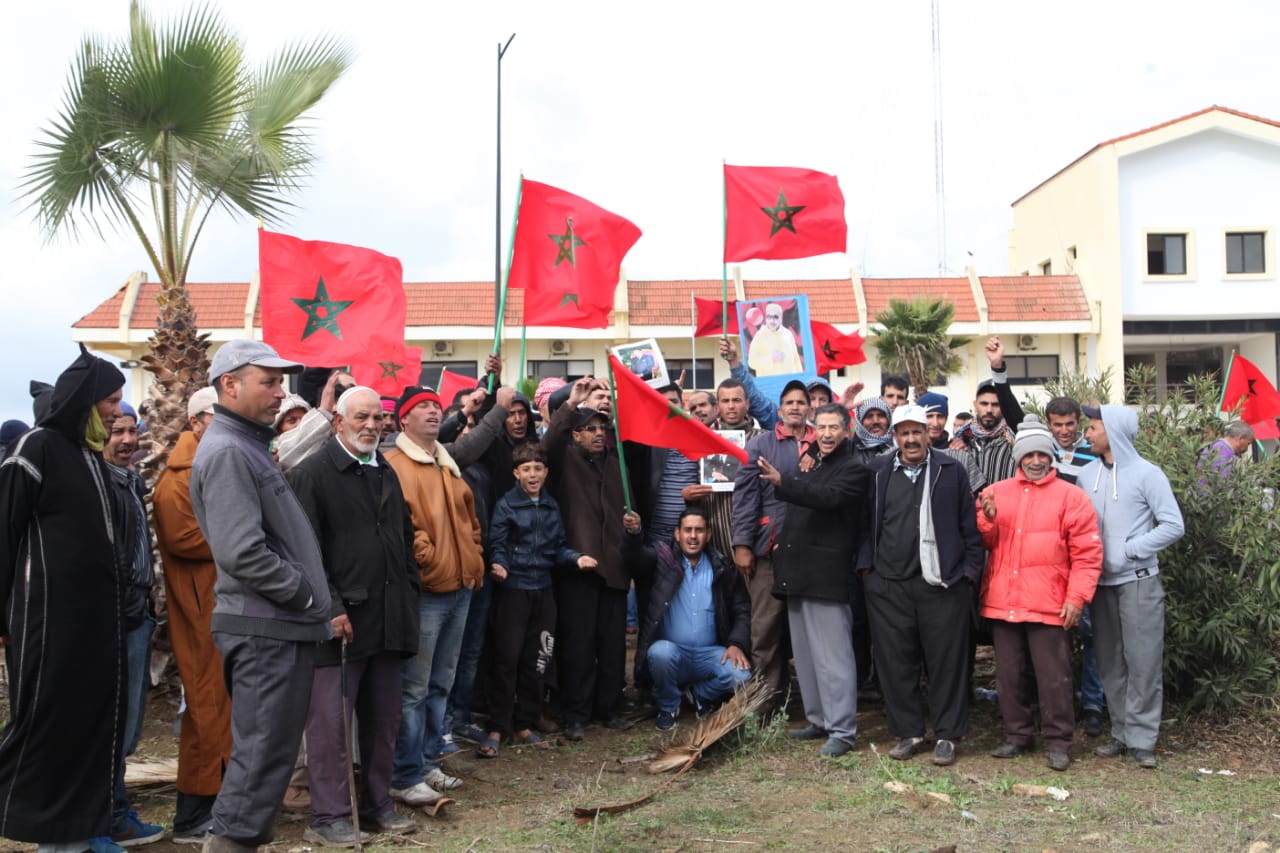 زراعة الجزر و العطش يخرجان ساكنة جماعات قروية للاحتجاج . 1 IMG 20191205 WA0032