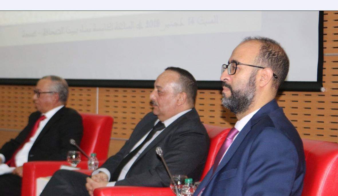 الأستاذ مصطفى فارس يلامس بطنجة موضوع المقتضيات الدستورية والانتظارات المجتمعية 1 IMG 20191216 WA0043