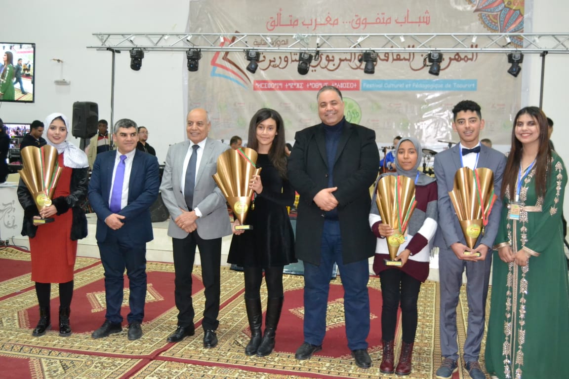 بالصور…فعاليات المهرجان الثقافي والتربوي في نسخته الثانية بتاوريرت 1 IMG 20191222 WA0056