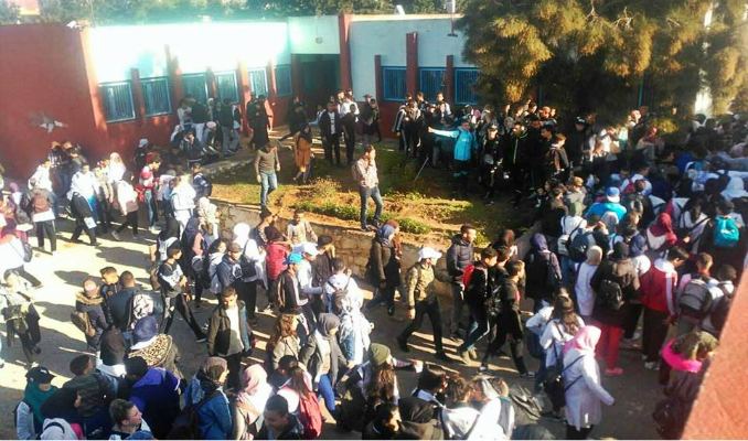 غياب النقل يخرج تلاميذ القنيطرة للاحتجاج 1 IMG 20191223 WA0016 1