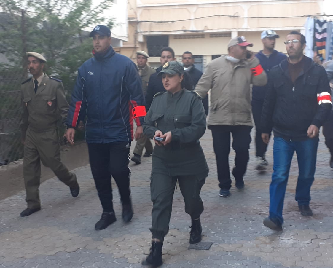 سطات.. حالة الطوارئ الصحية تعجل بإخلاء وتعقيم السوق الشعبي بحي ميمونة. 1 IMG 20200329 WA0061