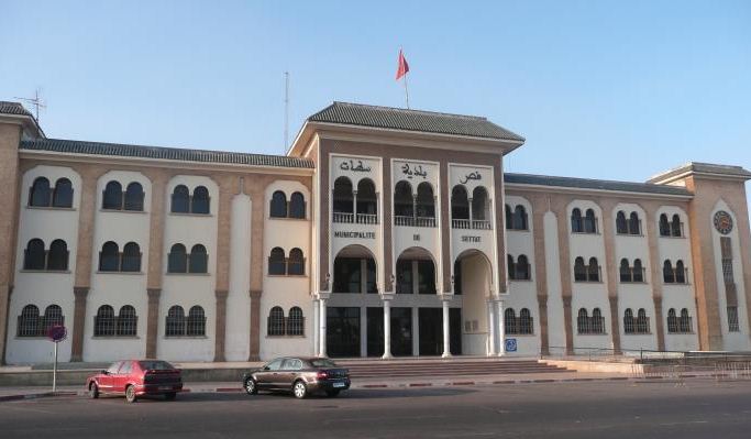 القطاعين الصحي والاجتماعي ضمن أولويات الجماعة الترابية لسطات للحد من اثار فيروس كورونا المستجد 1 IMG 20200403 WA0089