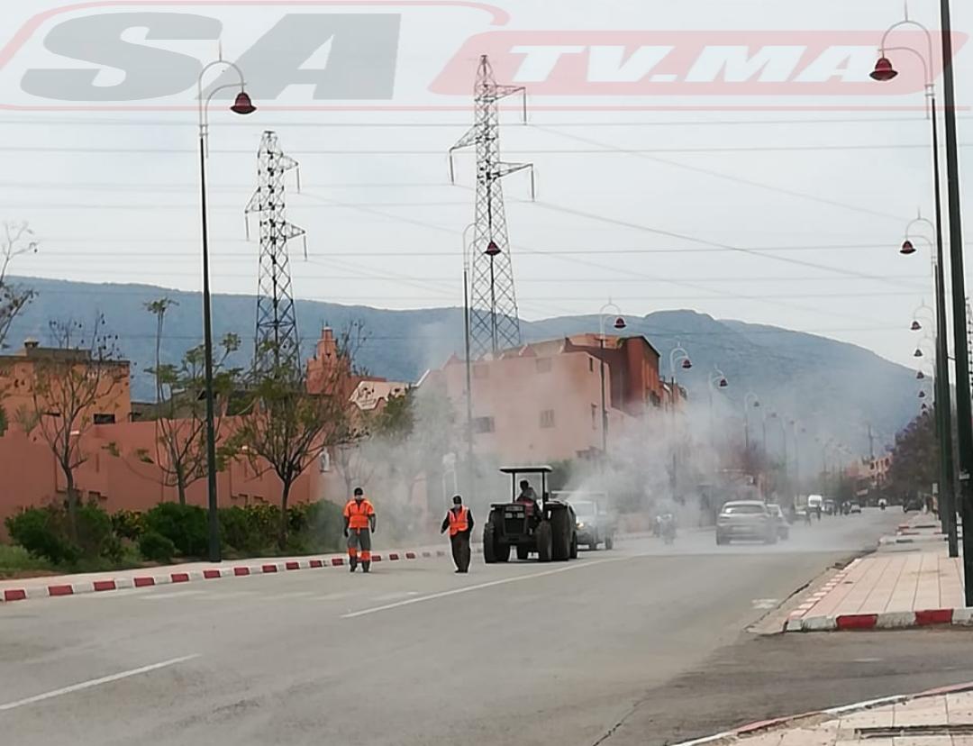 عملية التعقيم و التطهير لازالت مستمرة بشوارع وأحياء أفورار. 1 IMG 20200424 WA0055