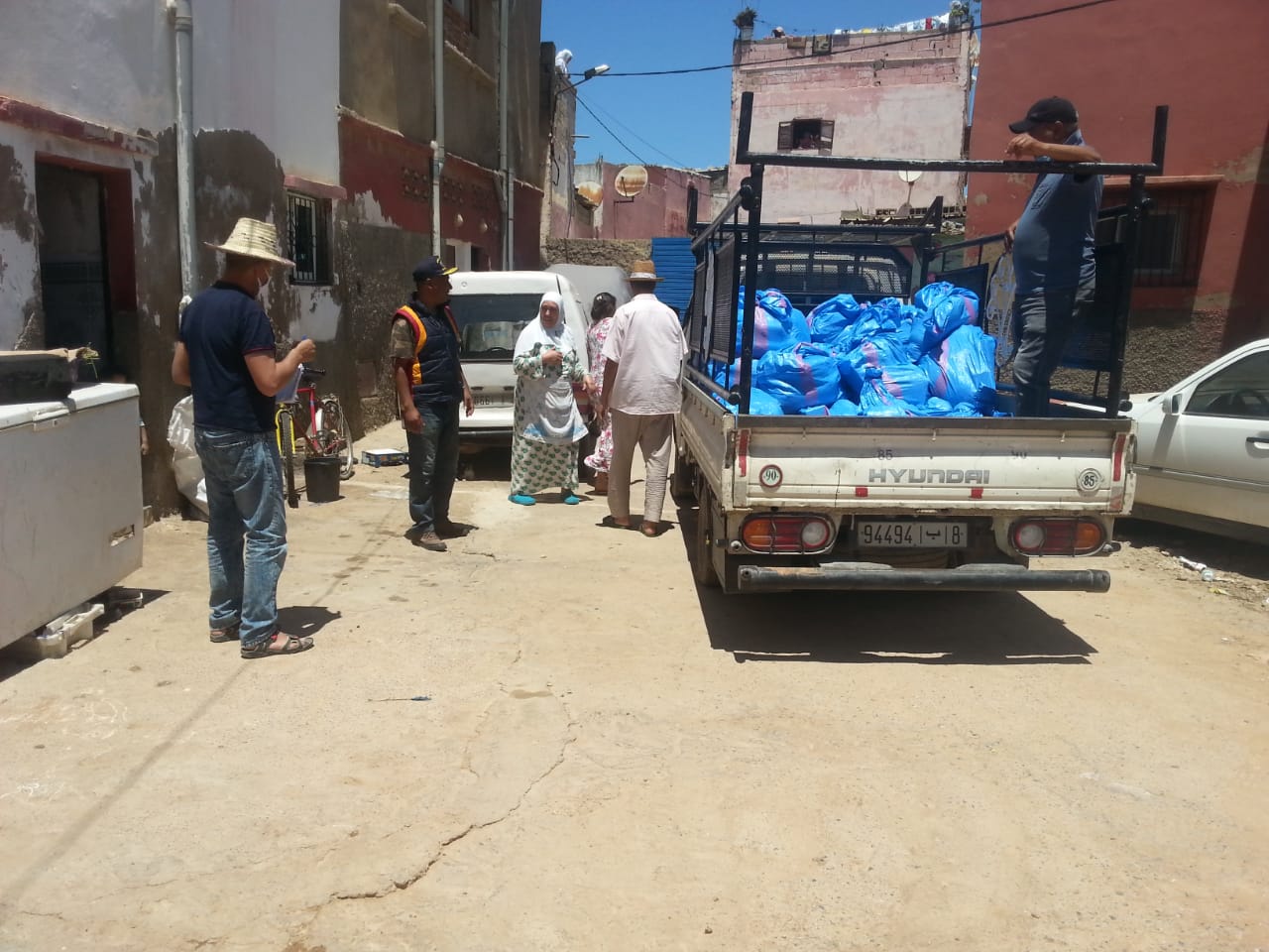 جمعيات المجتمع المدني بإقليم النواصر في بادرة طيبة لمواجهة أزمة الوباء العالمي.. 1 7d7b85b0 d940 46b0 baaf 8ee7edf37b85