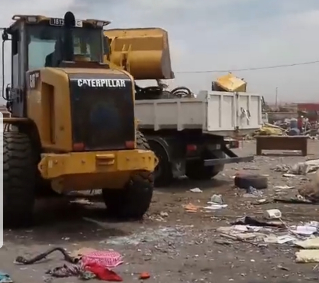 سيدي بنور: السلطات المحلية تتجند لإخلاء السوق الأسبوعي من المتلاشيات 1 IMG 20200506 WA0043