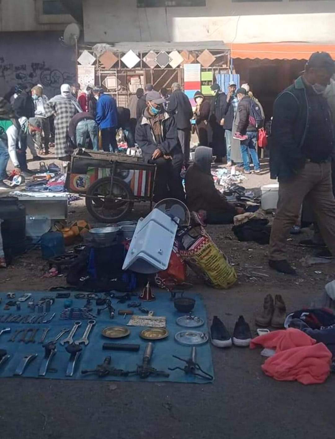 الدارالبيضاء :حركة عادية بالأسواق والشوارع توحي بانتهاء حالة الطوارئ!! 1 IMG 20200509 WA0048