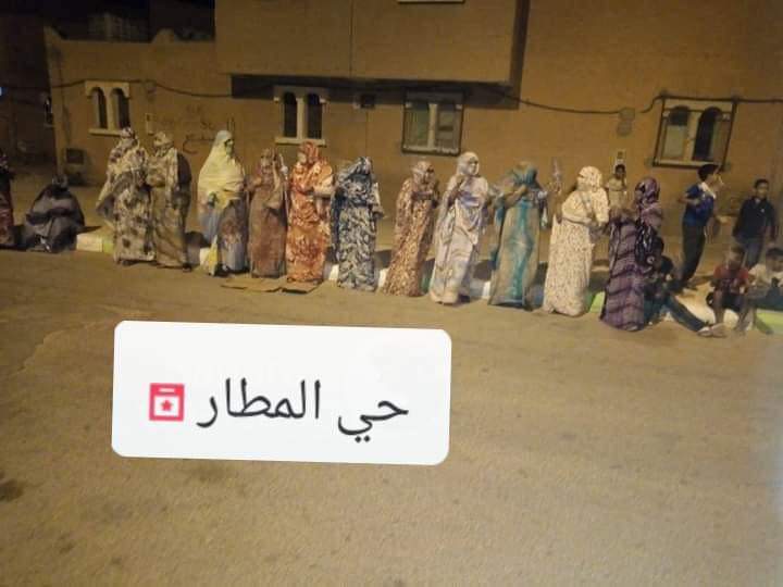 العيون بين الاحتجاج و توزيع المساعدات تحت جنح الظلام 1 IMG 20200512 WA0176