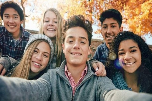 دراسة: تدهور صحة المراهقين العقلية، واستخدام مكثف لوسائل التواصل الاجتماعي. 1 IMG 20200519 WA0049