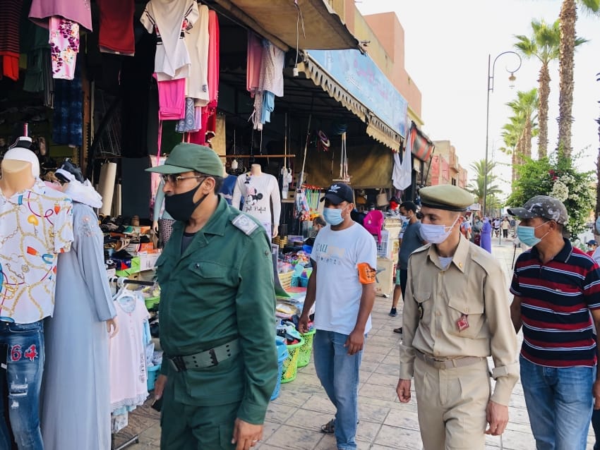 بنسليمان.. إغلاق مقاهي وتحذير اخرى بسبب خرق حالة الطوارئ الصحية 1 IMG 20200820 WA0002