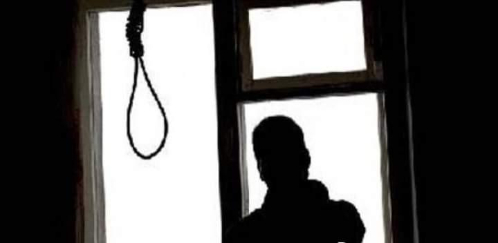 12682427 93eb 449d 9c9d 872d47d60e48