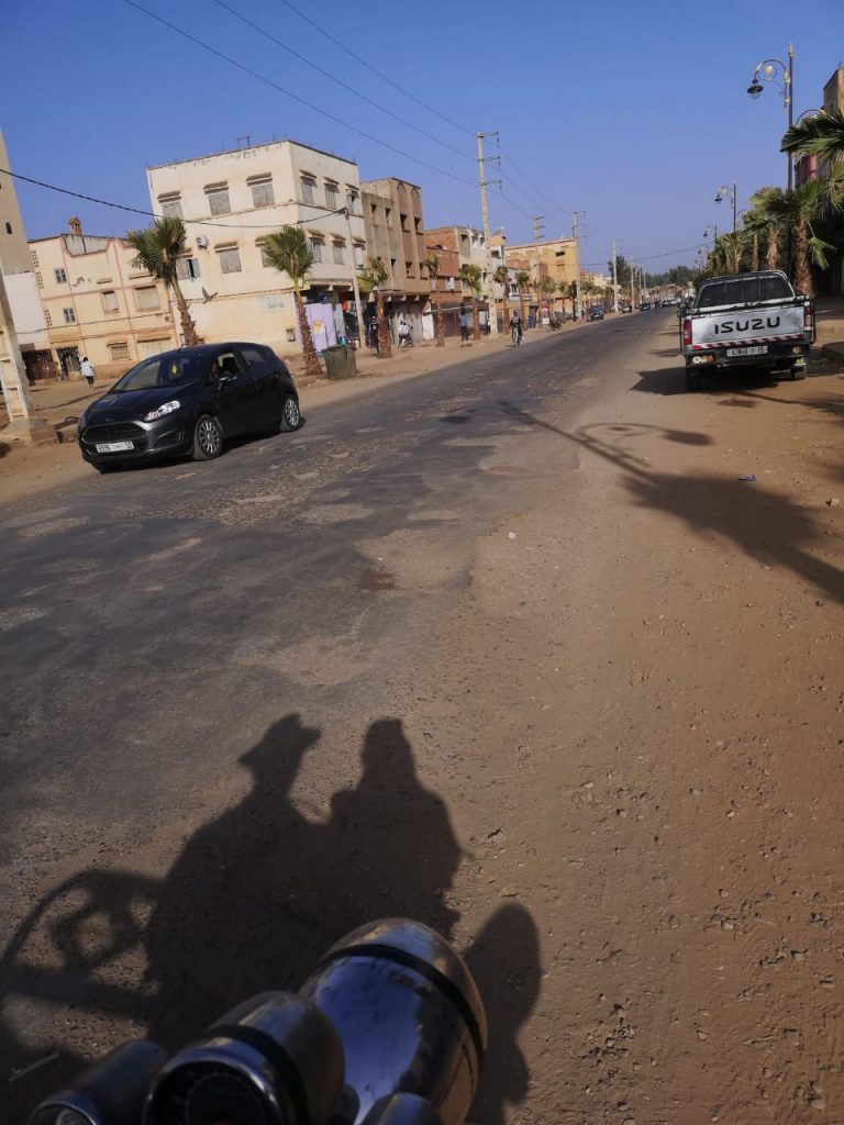 المعازيز : من ينقذ السكان من الأوحال وينتشلهم من التهميش 1 IMG 20190930 WA0030 768x1024 1