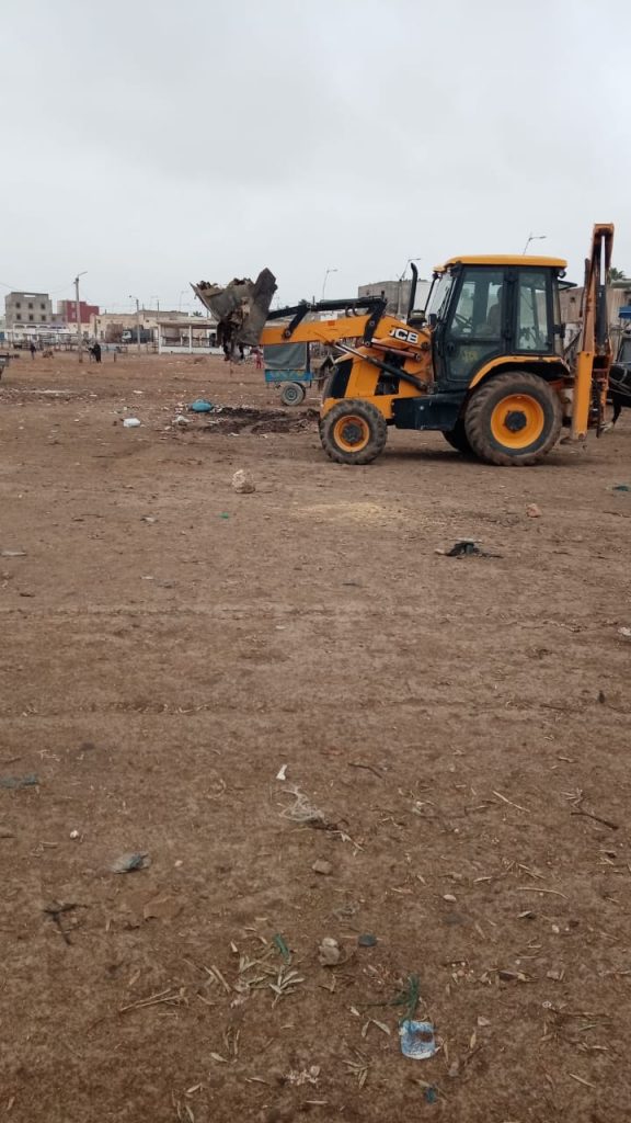 مركز تفتاشت إقليم الصويرة: حملة تحسيسية للحد من الرمي العشوائي للأزبال والتحلي بالمسؤولية اتجاه نظافة المركز والسوق الأسبوعي ومحيطه. 2 IMG 20201104 WA0068