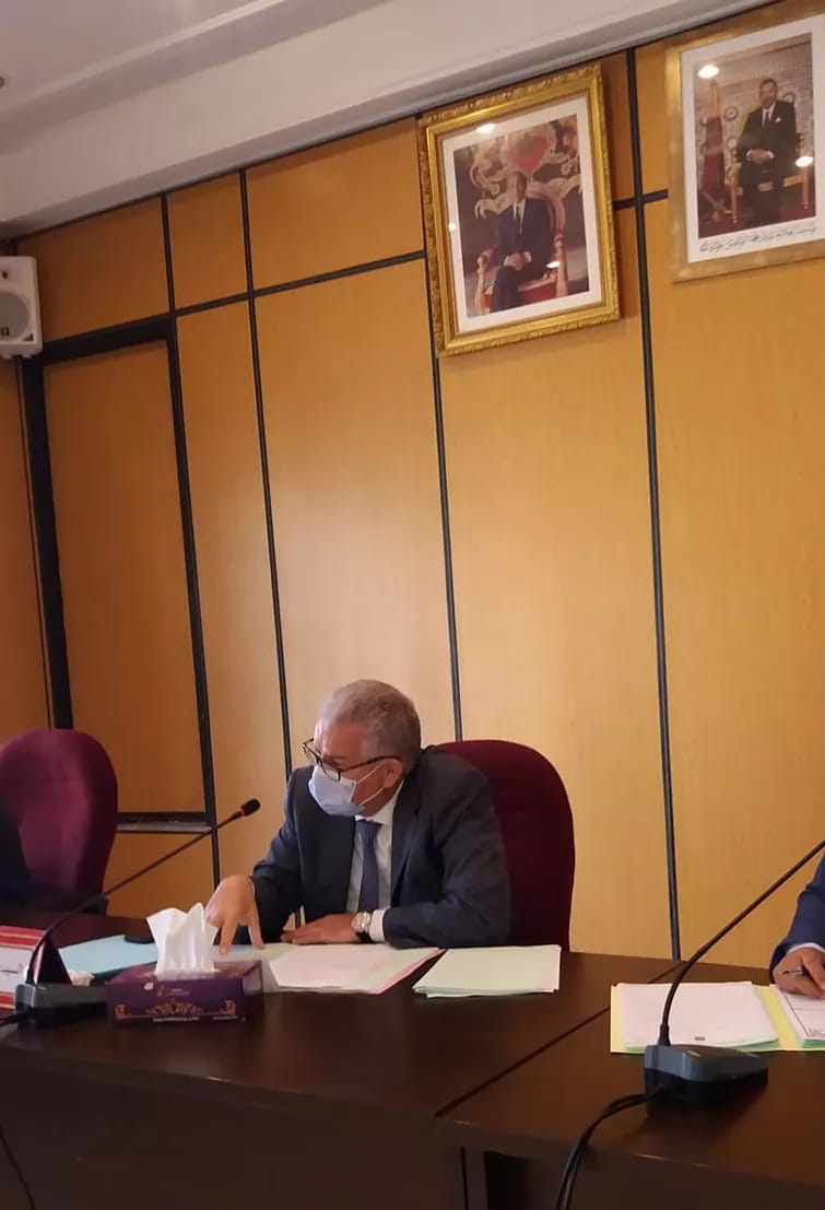 العامل عبد الخالق المرزوقي يحث منتخبي إقليم الفحص انجرة على المساهمة في إنجاح عملية التلقيح ضد كورونا. 1 IMG 20201203 WA0107