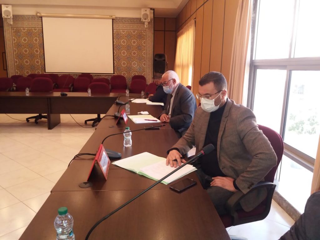 العامل عبد الخالق المرزوقي يحث منتخبي إقليم الفحص انجرة على المساهمة في إنجاح عملية التلقيح ضد كورونا. 3 IMG 20201203 WA0109