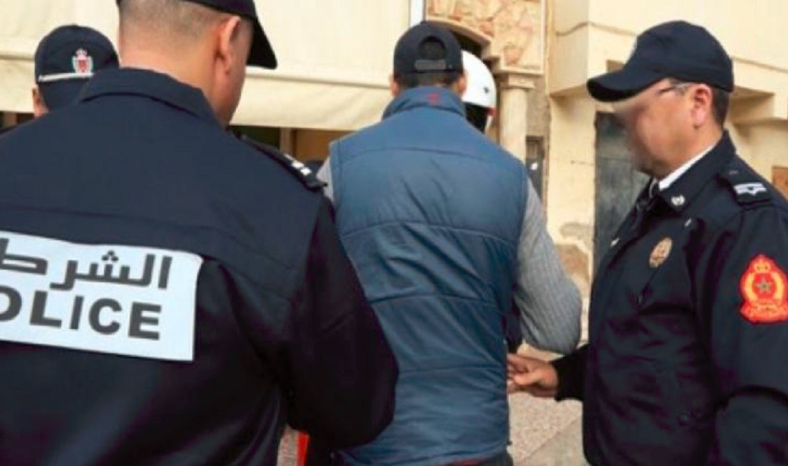 تنسيق أمني يفك لغز قضية القتل العمد المقرون بالضرب والجرح والسرقة وإخفاء معالم الجريمة. 1 souk