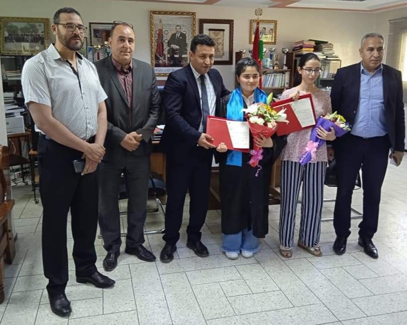 المدير الإقليمي لوزارة التربية الوطنية بتازة يستقبل التلميذات الحاصلات على أعلى معدل بالاقليم في امتحانات البكالوريا. 1 IMG 20210622 WA0129