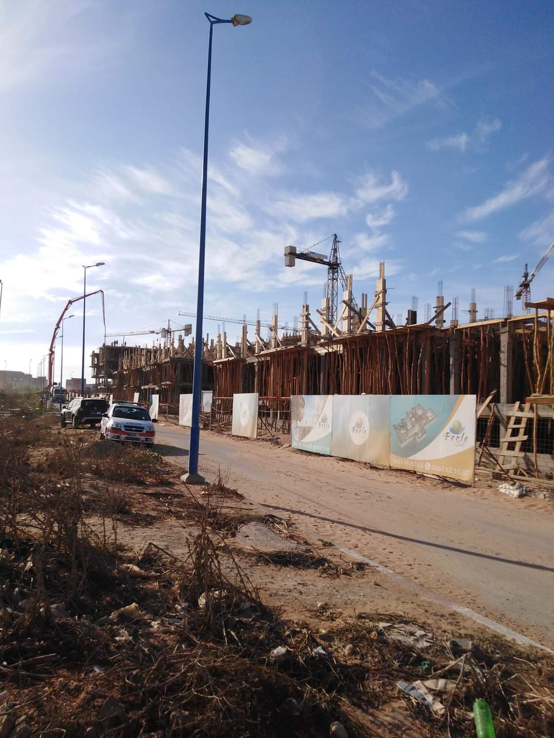 سقوط رافعة بمشروع سكني بآسفي يتسبب في وفاة عامل بناء وإصابة اثنين بجروح خطيرة 1 IMG 20211009 WA0202