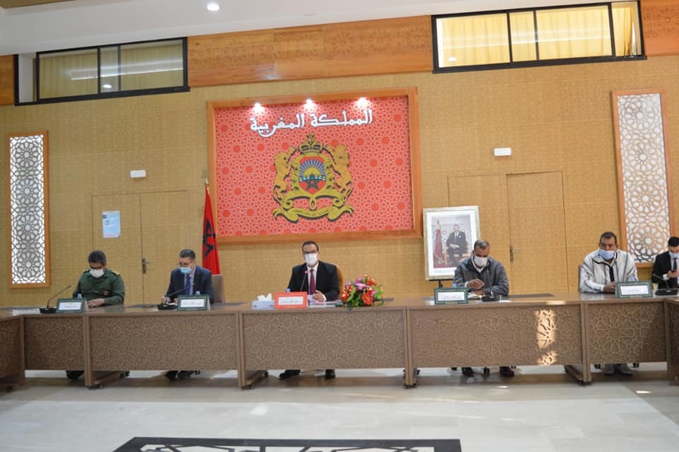 عامل اقليم بوجدور يترأس اجتماع اللجنة الاقليمية للمبادرة الوطنية للتنمية البشرية 2 IMG 20211210 WA0057 1