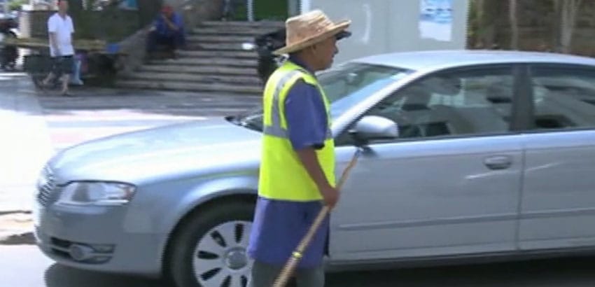 أصحاب " الجيليات " الصفراء يحكمون قبضتهم على شوارع إنزكان 1 IMG 20220128 WA0136