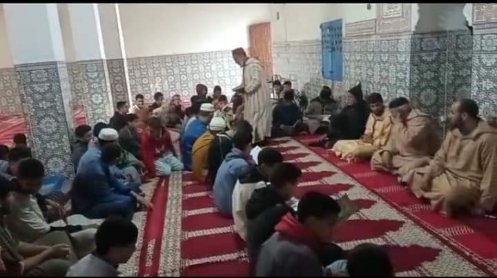 إحياء ذكرى وفاة المغفور له الملك محمد الخامس بمدرسة سيدي علي امعاشو لتعليم العتيق بالجماعة الترابية أحد الدرا إقليم الصويرة. 5 IMG 20220417 WA0044