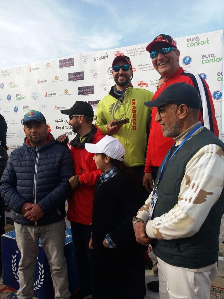 النادي الملكي للزوارق الشراعية بطنجة يتوج المصادين اكبر سمكة. 6 IMG 20220424 WA0038