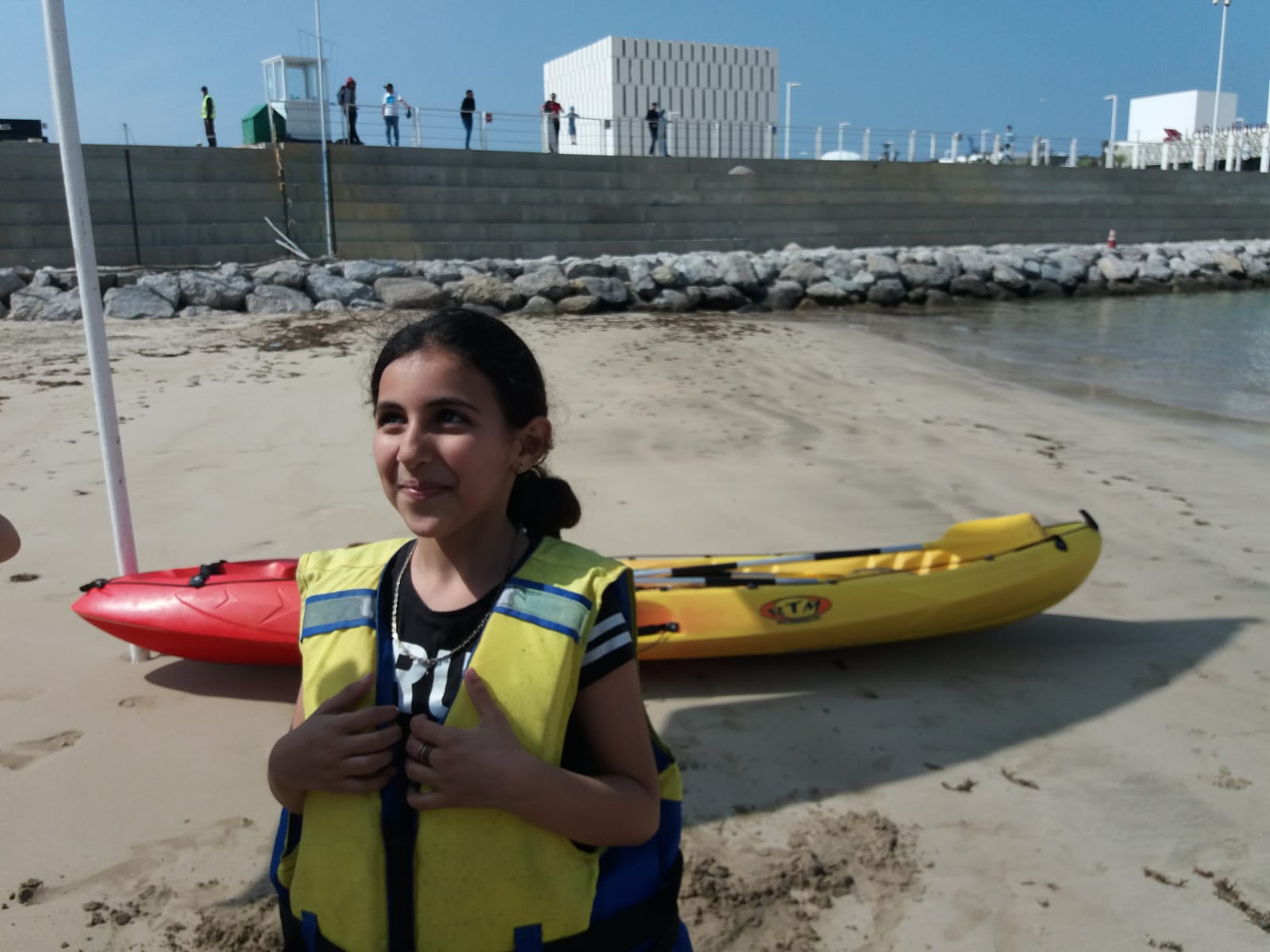 مشاركة متميزة للأطفال الصغار في فعاليات الدورة 87 لسباق الزوارق الشراعية بطنجة. 1 IMG 20220514 WA0027