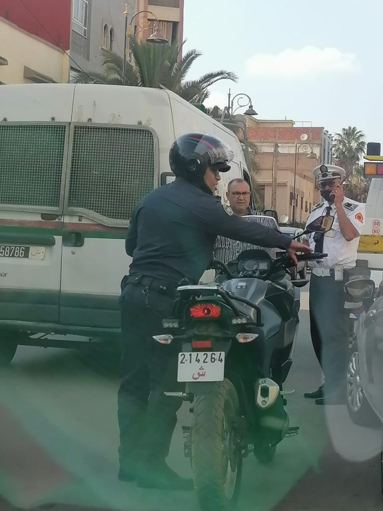 الخميسات... إيقاف متهمين بالسرقة وبحوزتهم كمية من "الكوكاين". 3 IMG 20220602 WA0045
