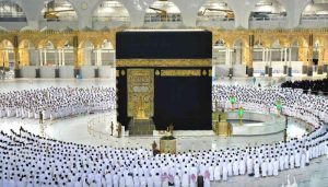 140 003603 umrah season 700x400