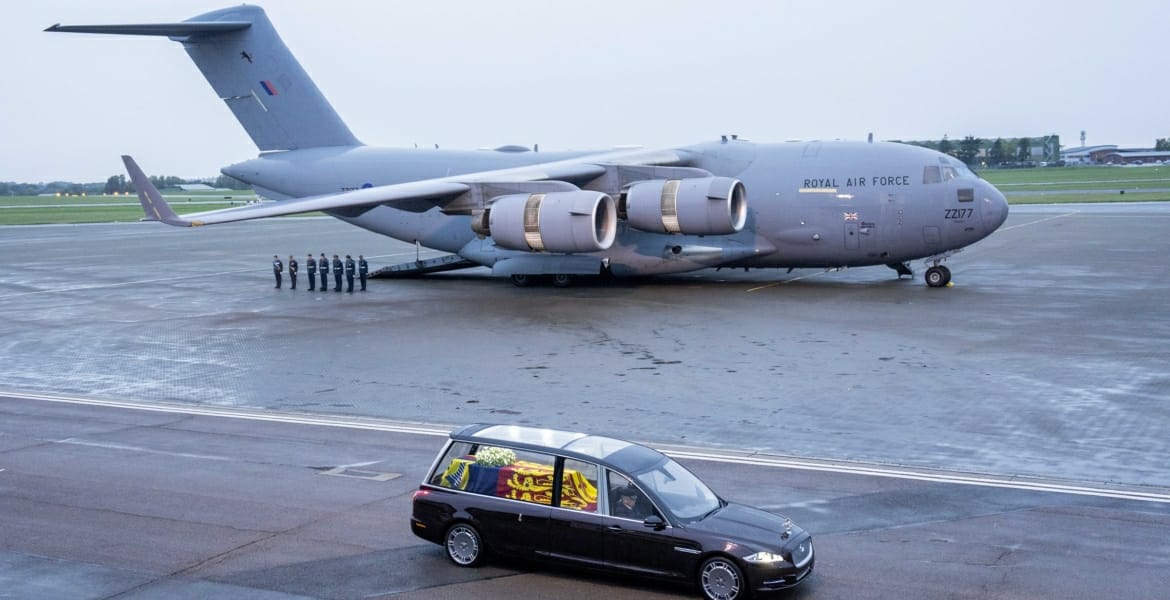 الرحلة الجوية الأخيرة للراحلة الملكة إليزابيت أكثر الرحلات متابعة عبر التاريخ 1 IMG 20220914 WA0045