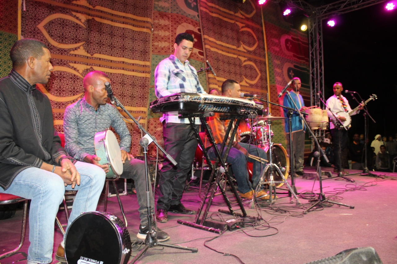 دوار تاسكة ،النائبة بمجلس جهة درعة تافيلالت لطيفة حدوكة تحتفي بساكنة تلوات ومنتخبي ومناضلي حزب التجمع الوطني للأحرار بإقليم ورزازات وجهة درعة تافيلالت 6 IMG 20220922 WA0042