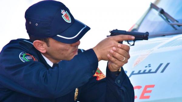 الرباط..مفتش شرطة يضطر لاستعمال سلاحه الوظيفي لهذا السبب.. 1 5ed774fac5a4b01784f63061 default 698892388 3