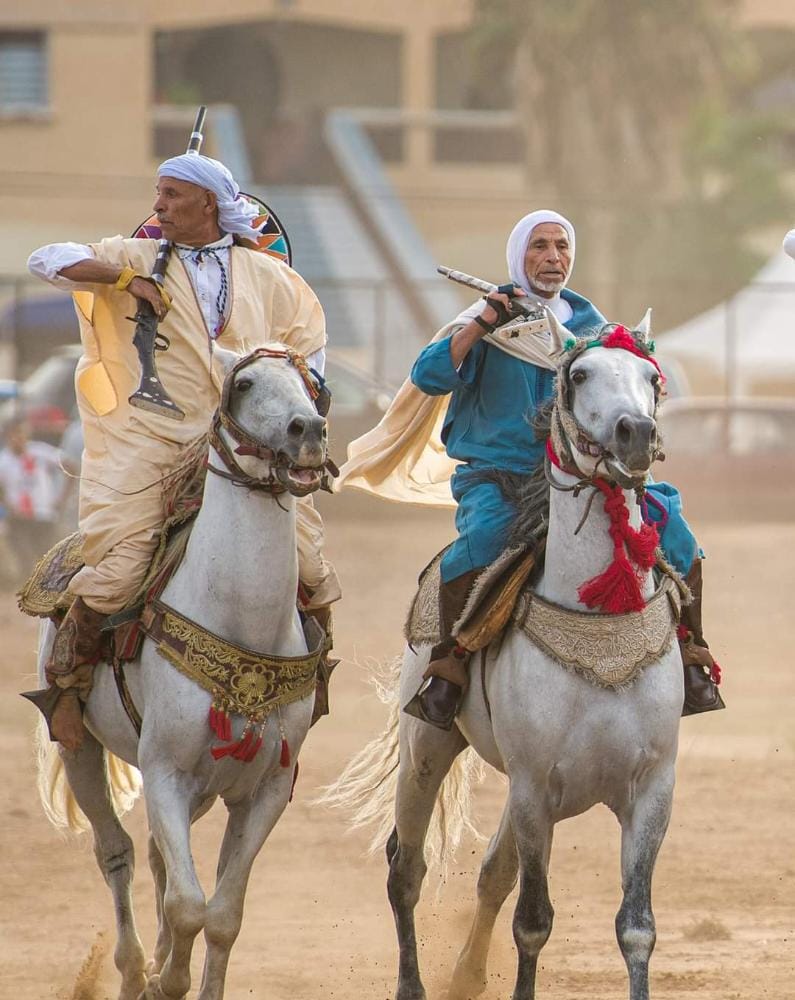 جمعية أولاد منصور تنظم الإحتفال السنوي " الوعدة " بحضور كبار المسؤولين وآلاف الزائرين. 8 IMG 20221017 WA0092