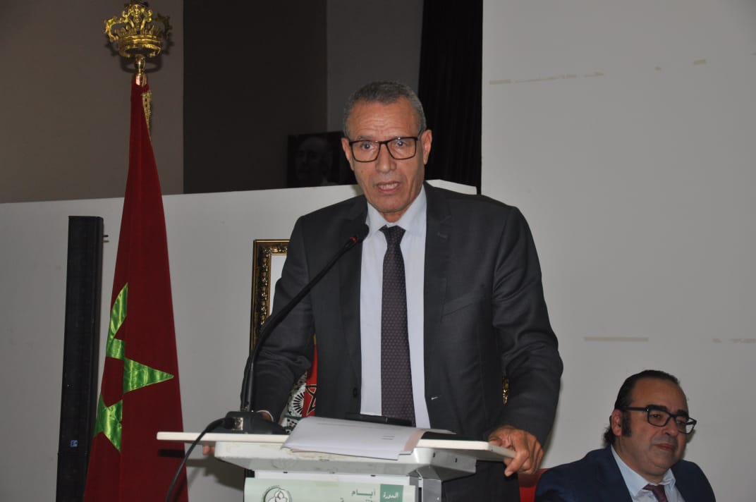 أكاديميون ومنتخبون يؤكدون بطنجة على أهمية الاستثمار في الرأسمال البشري لإنجاح ورش الانتقال الايكولوجي. 1 IMG 20221221 WA0027