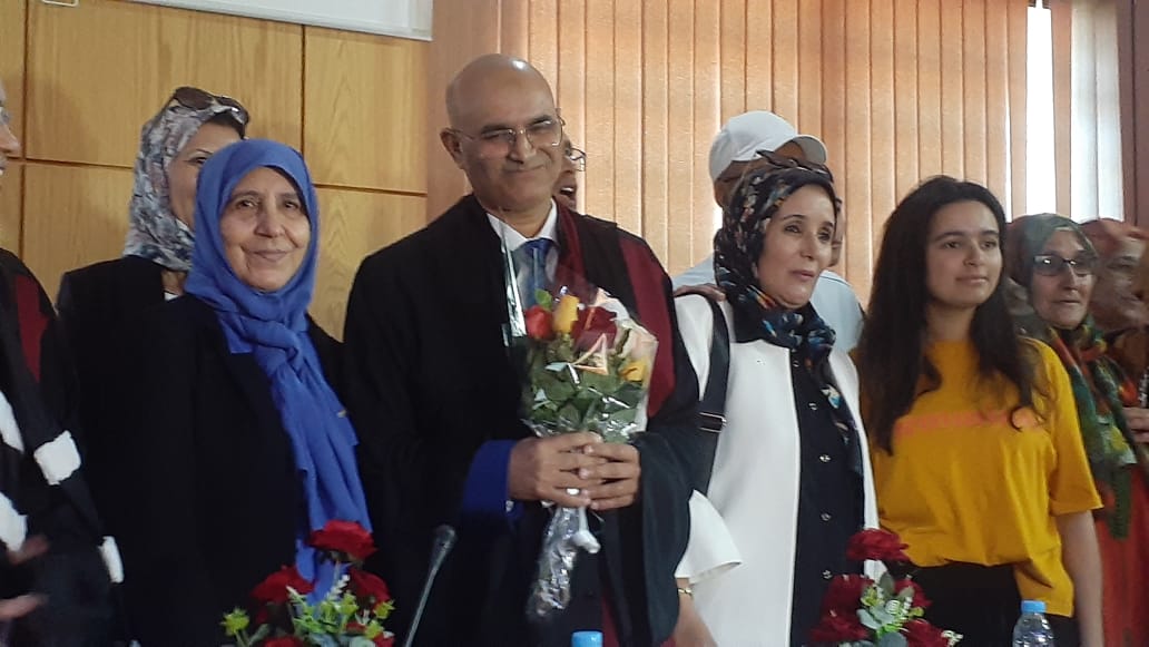 عبدالعزيز موهيب ينال شهادة الدكتوراه بميزة مشرف جدا. 1 IMG 20230112 WA0027